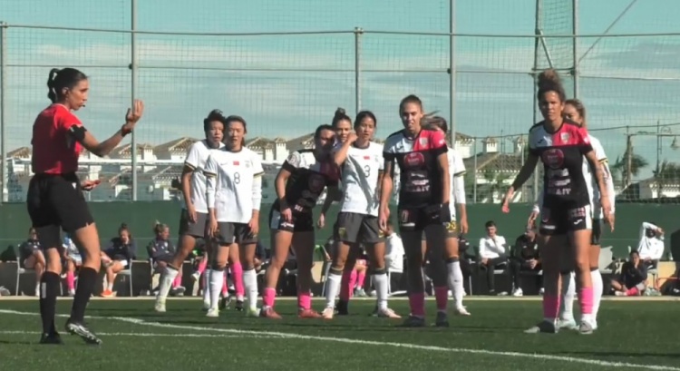  唐佳麗梅開二度、邵子欽破門，中國女足3-2擊敗Alhama俱樂部女足