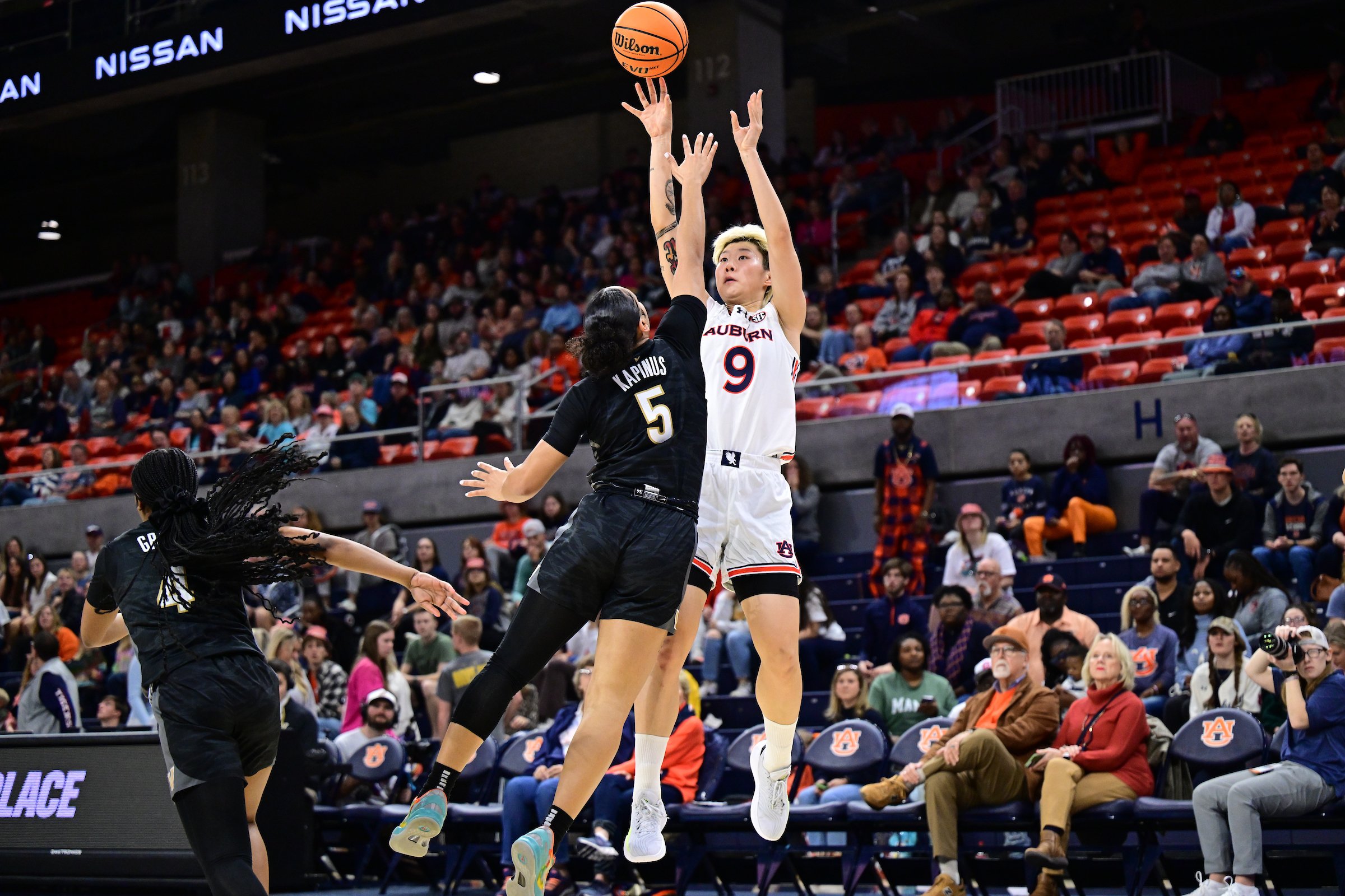  征戰(zhàn)NCAA！鄧雨婷：不太喜歡被稱為“李夢(mèng)接班人” 未來想進(jìn)WNBA