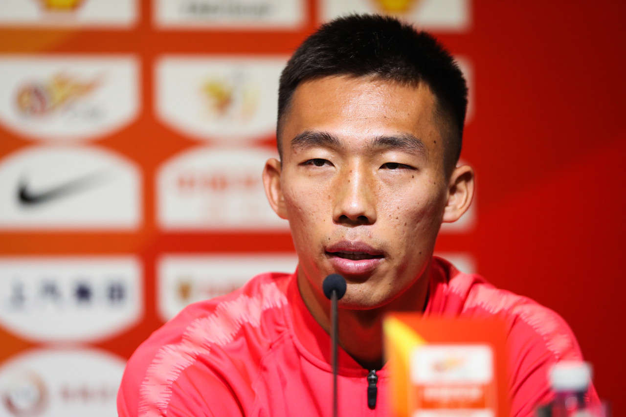  東體：劉小龍已前往西海岸報到 大連方面一直對劉祝潤、賀慣有意