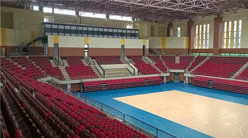 專業(yè)看臺(tái)座椅如何制造？四大核心步驟揭秘